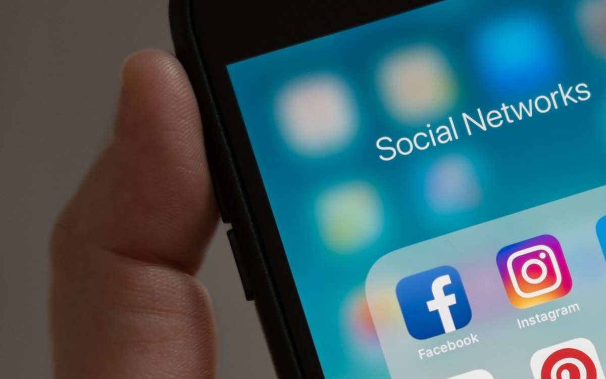 Cara Promosikan Postingan di Media Sosial (Facebook & Instagram) Cara Promosikan Postingan di Media Sosial (Facebook & Instagram)