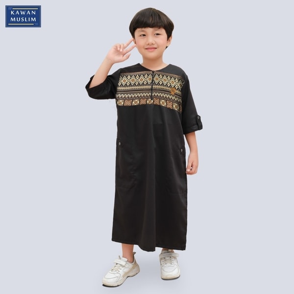 Hitam